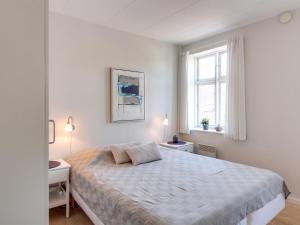 Apartment Gyta - 500m from the sea by Interhome