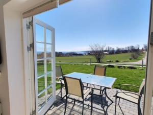 Apartment Tinne - 400m from the sea by Interhome