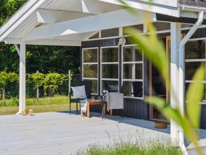 Holiday Home Sjard - 700m from the sea by Interhome