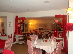 Hotels Hotel Restaurant Aux Sapins : photos des chambres