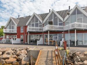 Holiday Home Eija - 5m from the sea by Interhome