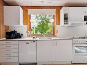 Holiday Home Joske - 250m from the sea by Interhome