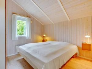 Holiday Home Lyra - 800m from the sea by Interhome