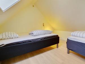 Holiday Home Ingalil - 650m from the sea by Interhome