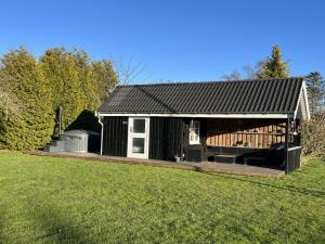 Holiday Home Annegret - 250m from the sea by Interhome