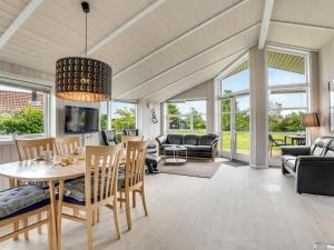 Holiday Home Birtir - 1-2km from the sea by Interhome