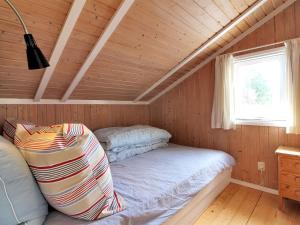 Holiday Home Uolevi - 200m from the sea by Interhome