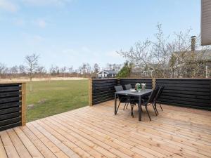 Holiday Home Evin - 800m from the sea by Interhome