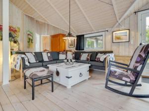 Holiday Home Zelda - 300m from the sea by Interhome