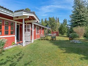 Holiday Home Berit - 700m from the sea by Interhome