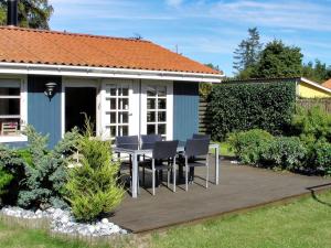 Holiday Home Nitis - 200m from the sea by Interhome