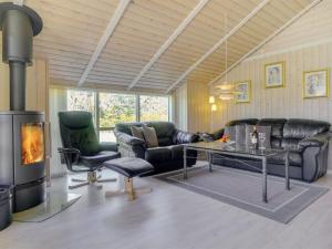 Holiday Home Wegher - 650m from the sea by Interhome