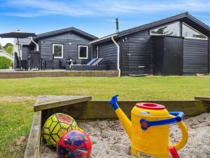 Holiday Home Kalevi - 900m from the sea by Interhome