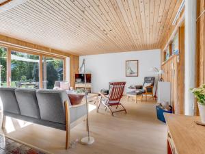 Holiday Home Alvia - 200m from the sea by Interhome