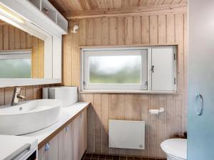 Holiday Home Fatlinda - 1km from the sea by Interhome