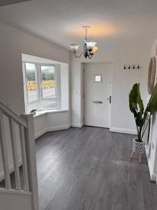 ResiLets - Berwick House - Large 4 Bed Townhouse - Contractor stays