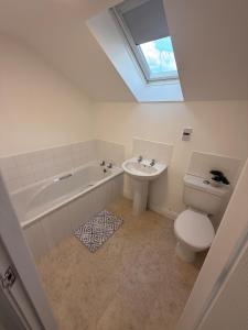 ResiLets - Berwick House - Large 4 Bed Townhouse - Contractor stays