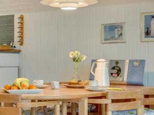 Holiday Home Tican - 400m from the sea by Interhome