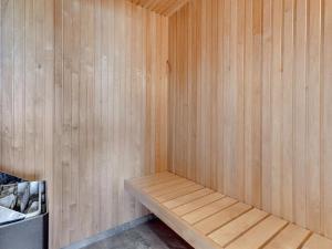 Holiday Home Elsebet - 600m from the sea by Interhome