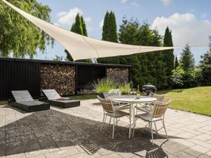 Holiday Home Pavle - 700m from the sea by Interhome