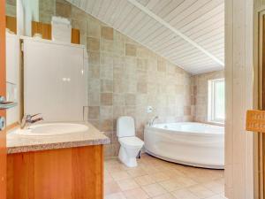 Holiday Home Gith - 800m from the sea by Interhome