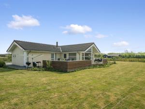 Holiday Home Reimer - 700m from the sea by Interhome