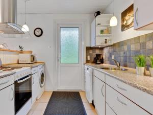 Holiday Home Umen - 300m from the sea by Interhome