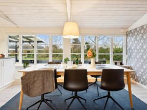 Holiday Home Mahalia - 300m from the sea by Interhome