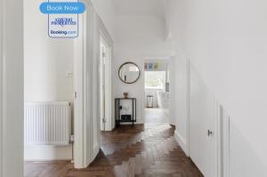 Short Stays & Spacious 3 Bedroom Apt By Azzurri Properties Short Lets & Serviced Accommodation Cricklewood - Shoot-Up Hill