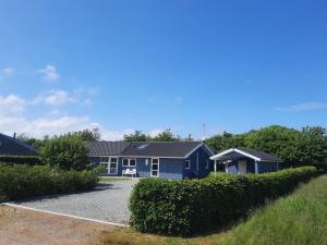 Holiday Home Toja - 700m from the sea by Interhome