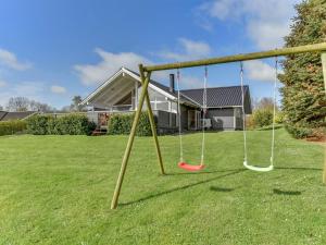 Holiday Home Hera - 200m from the sea by Interhome