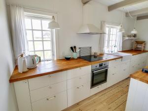 Holiday Home Liselott - 300m from the sea by Interhome