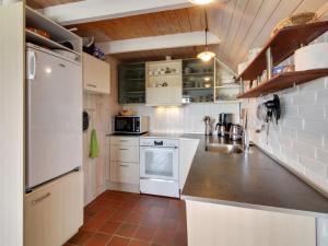 Holiday Home Sys - 500m from the sea by Interhome