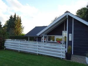 Holiday Home Aulis - 230m from the sea by Interhome