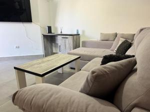 Vibrant Seaside Apartment in Central Los Cristianos