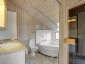 Holiday Home Stian - 200m from the sea by Interhome