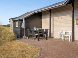 Holiday Home Jules - 300m from the sea by Interhome