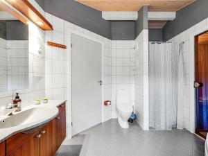 Holiday Home Jula - 800m from the sea by Interhome