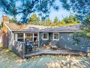 Holiday Home Jula - 800m from the sea by Interhome