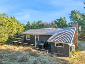 Holiday Home Jula - 800m from the sea by Interhome