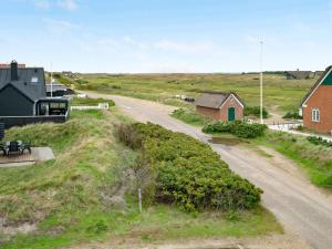 Apartment Iliane - 100m from the sea by Interhome