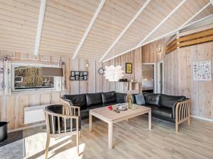 Holiday Home Germaine - 1-2km from the sea by Interhome