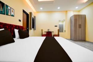 Collection O Gorakhpur Bharat Mata Mandir