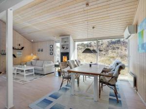 Holiday Home Aivi - 700m from the sea by Interhome