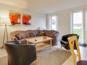 Apartment Daya - 2-3km from the sea by Interhome