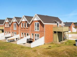 Apartment Roya - 1-9km from the sea by Interhome