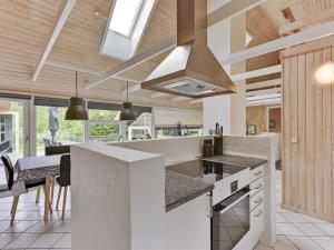 Holiday Home Ellanor - 1km from the sea by Interhome