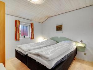 Holiday Home Asdis - 2-8km from the sea by Interhome