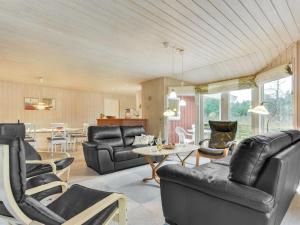 Holiday Home Harthwik - 1km from the sea by Interhome