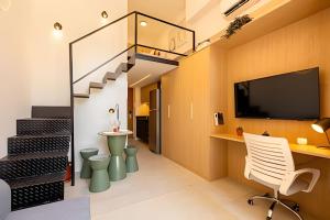 Easy Star - Charmoso studio com mezanino ao lado do Allianz - PJ01I